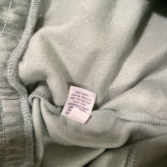 Sonoma fleece shorts woman’s size 1X
color called mint star NWT Drawstri… - Picture 5 of 16